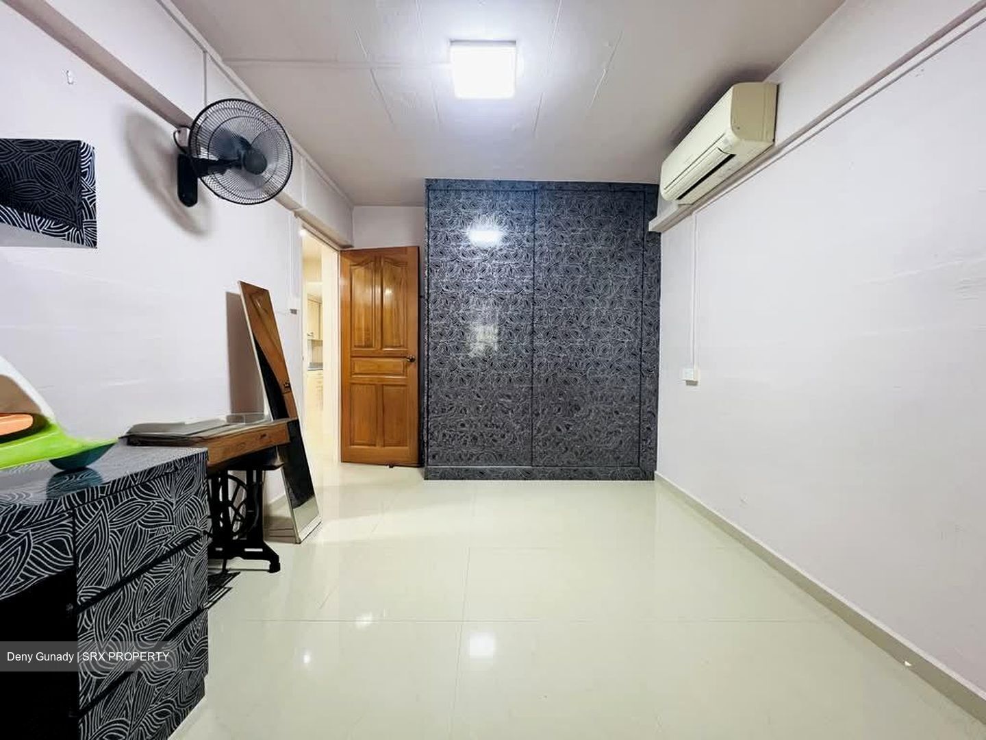 Blk 126 Yishun Street 11 (Yishun), HDB 3 Rooms #559570271